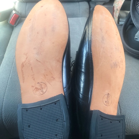 Men’s Leather a Dress Shoes. Size 11